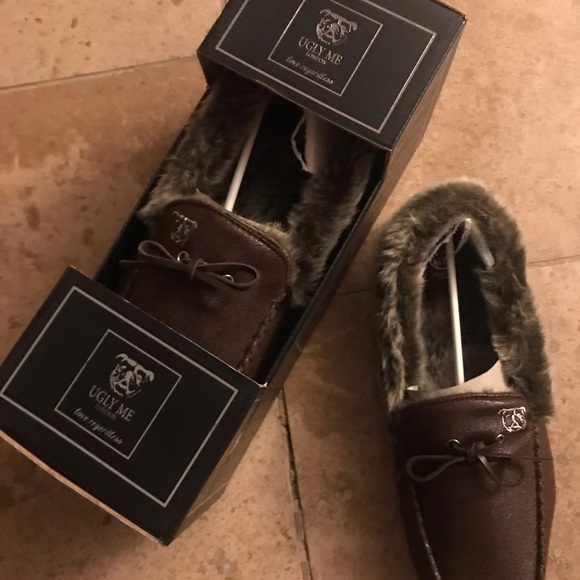 Men’s Slippers - Picture 3 of 3